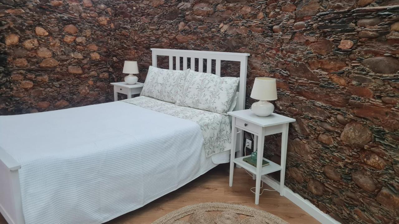 הוילה Janeiro de Cima Casa Do Adro Da Igreja Velha מראה חיצוני תמונה